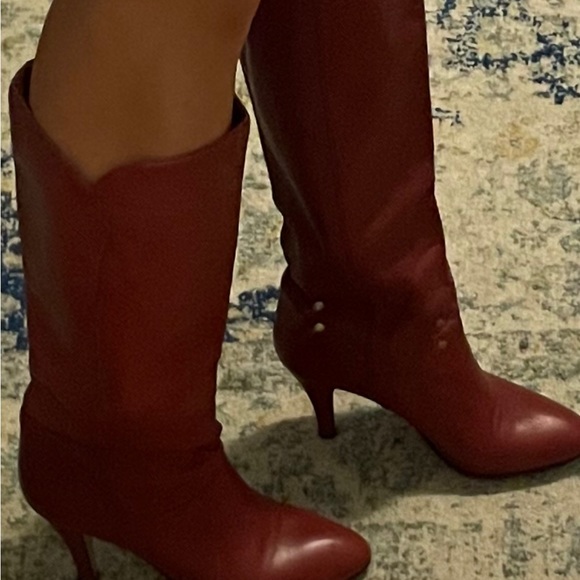 Nine West boots ,women’s heel , size 7 ,red leather - Picture 2 of 8
